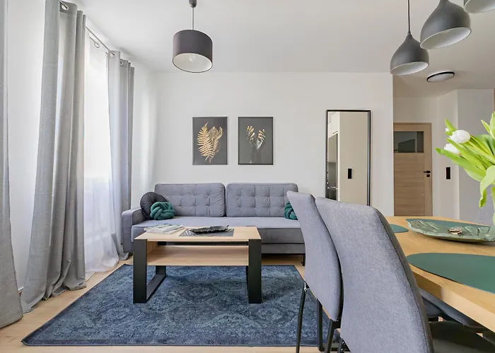 Glow Apartments, Apartament Luna Srodmiescie