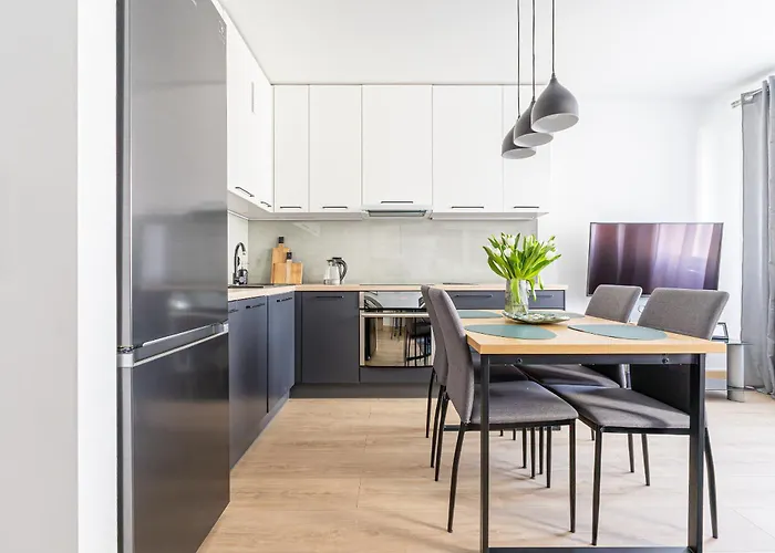 Glow Apartments, Apartament Luna Srodmiescie